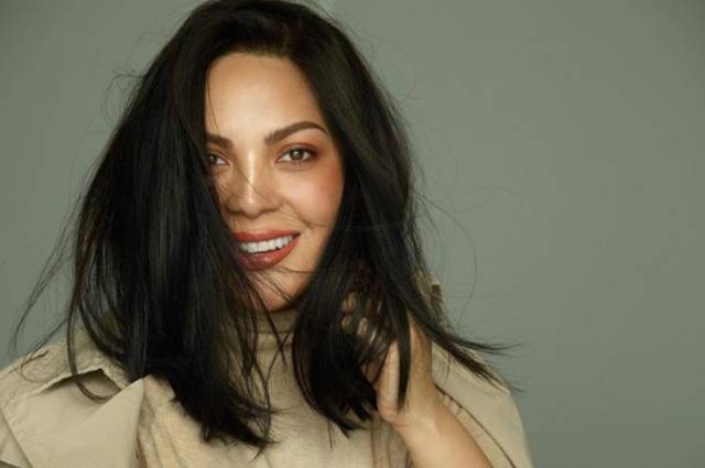 KC Concepcion sells preloved dresses and gowns to help fishermen in ...